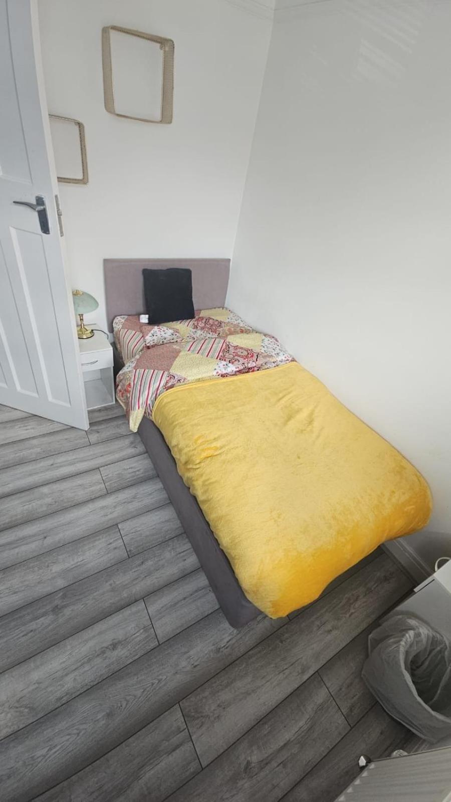 Sariyu Space Luton Hotel Luton  Eksteriør billede